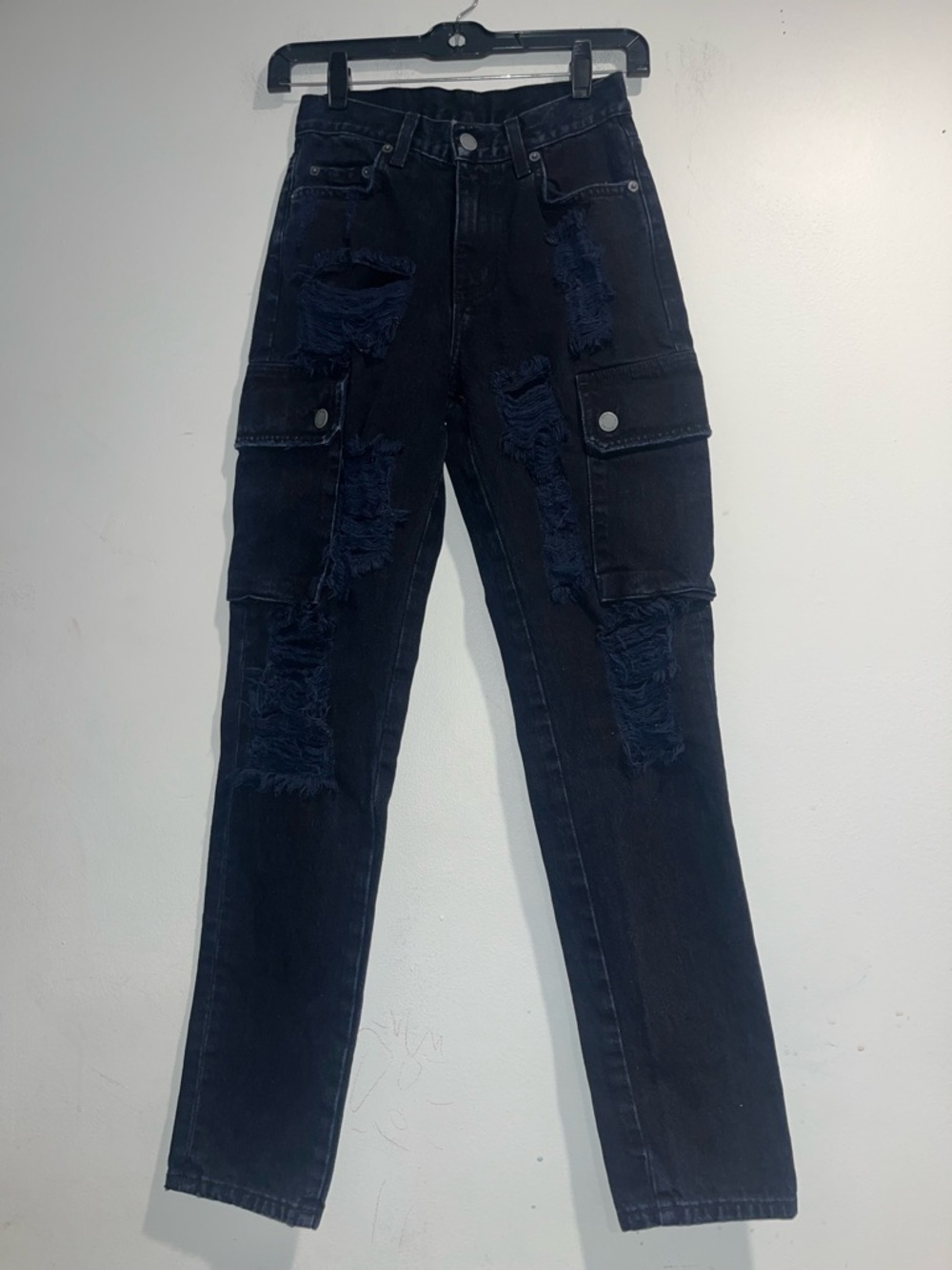 CARMAR Slim distressed cargo jeans